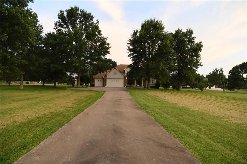 19301 E 215th Street, Harrisonville, MO 64701 - #1