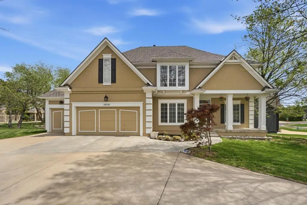 14741 Robinson Street, Overland Park, KS 66223 - #1