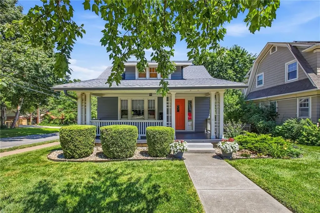 7301 Pennsylvania Avenue, Kansas City, MO 64114 - #1