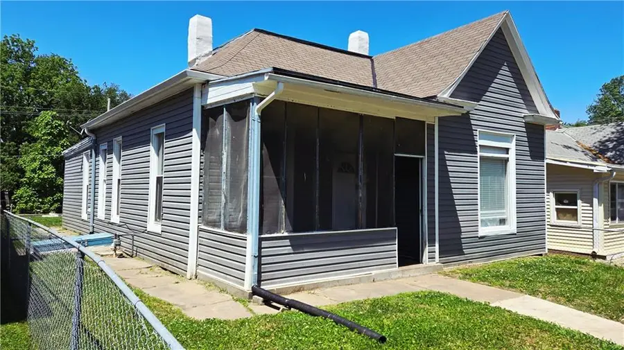 2316 S 10 Street, Saint Joseph, MO 64503 - #2
