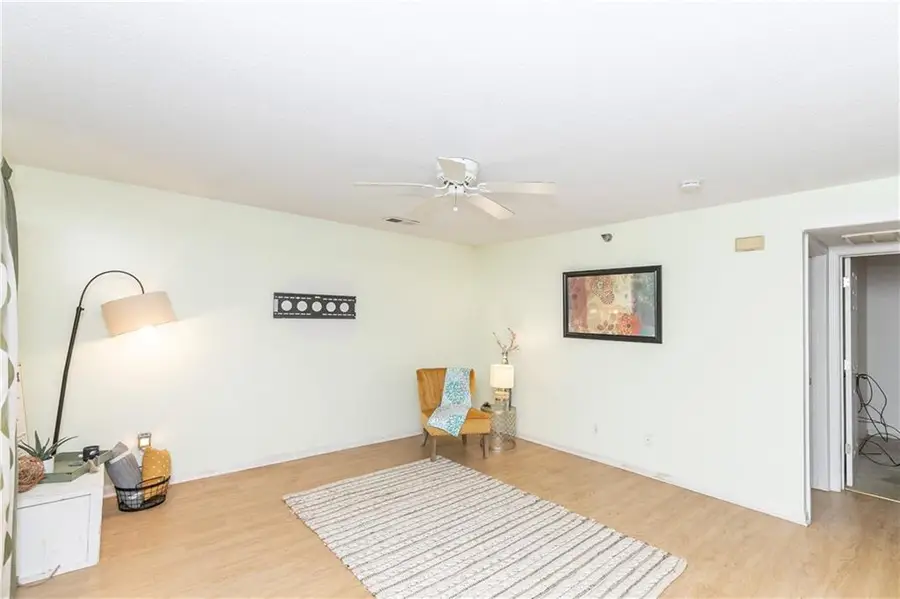 2330 NE 68th Street #1, Kansas City, MO 64118 - #2
