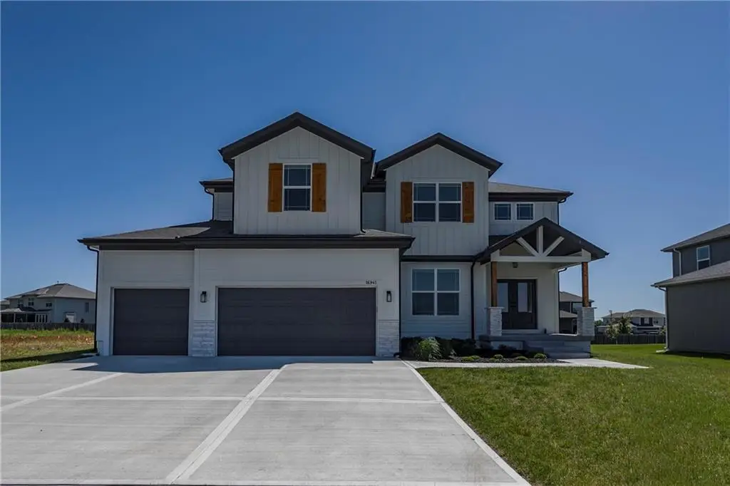 16941 S Brentwood Street, Olathe, KS 66062 - #1