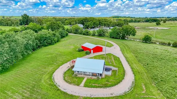 938 SW 13 Highway, Leeton, MO 64761