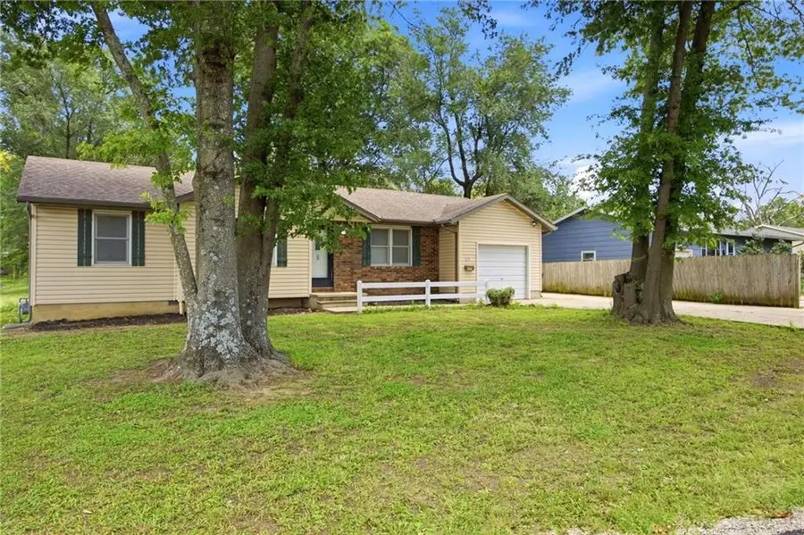1313 S Barbee Street, Fort Scott, KS 66701 - #2