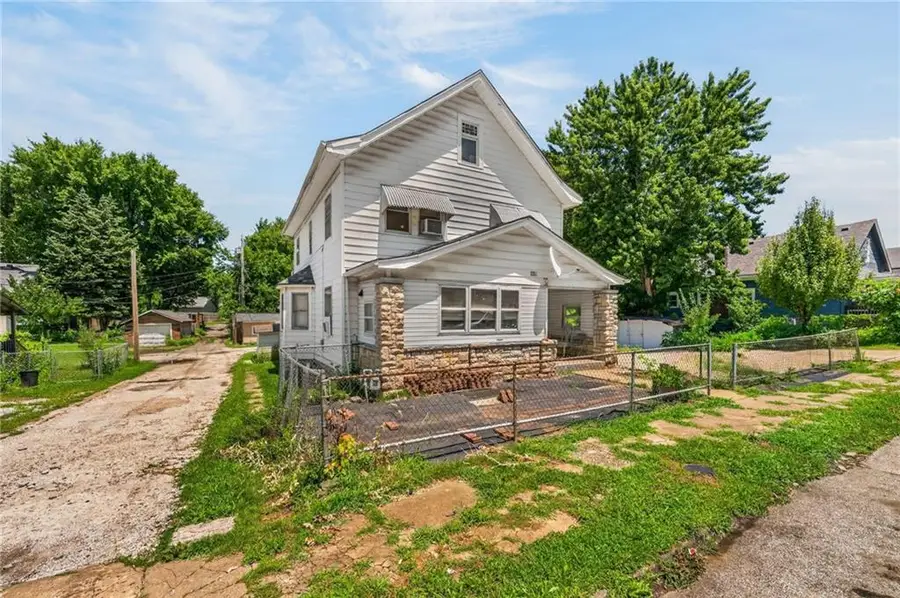 730 Tenny Avenue, Kansas City, KS 66101 - #3