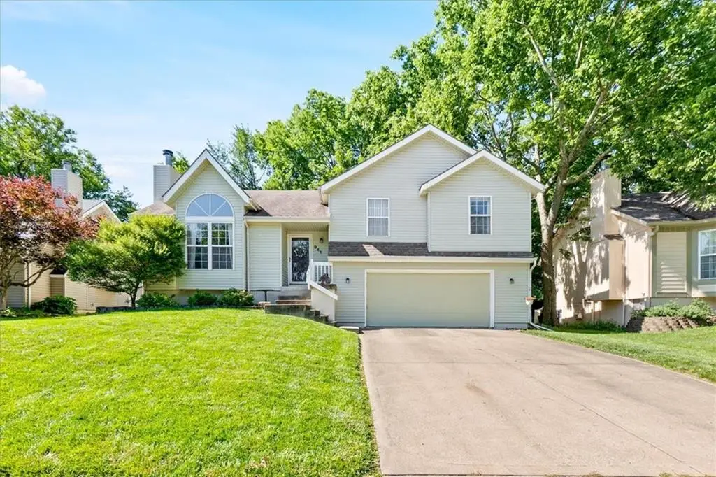 941 E 126th Terrace, Olathe, KS 66061 - #1