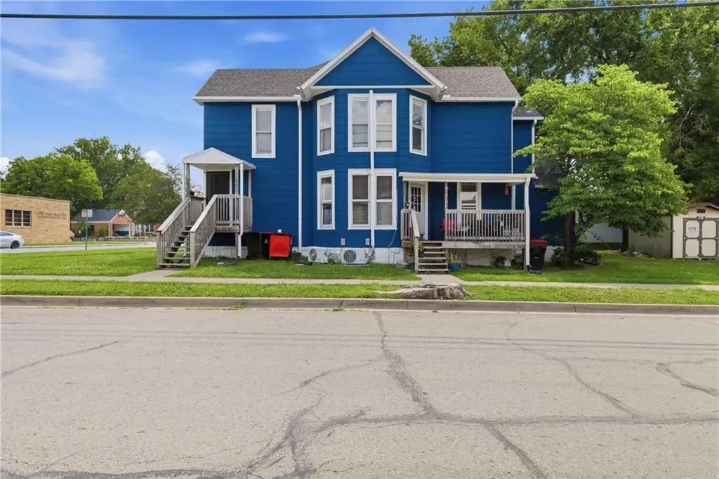 200 E Gay Street, Warrensburg, MO 64093 - #1