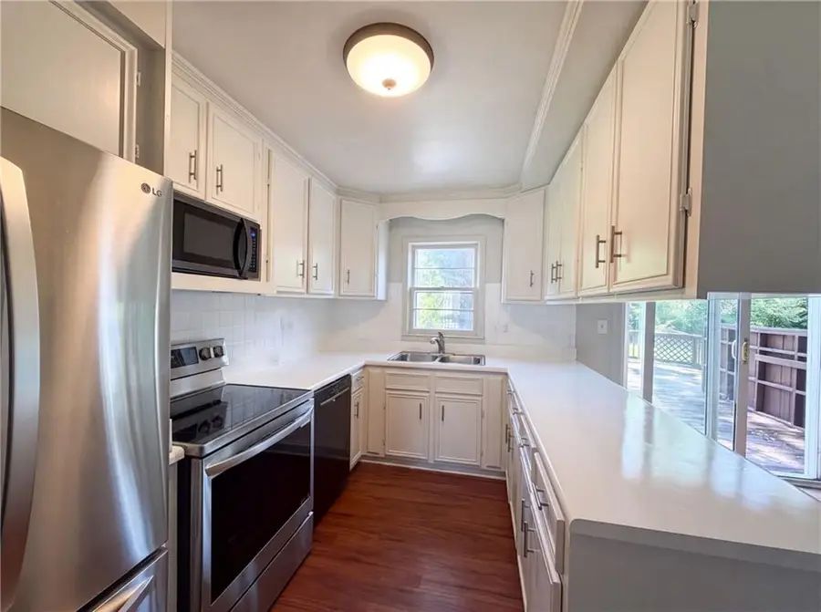 11615 W 68th Street, Shawnee, KS 66203 - #2