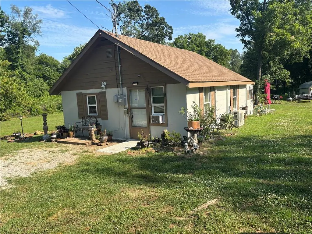 216 W Marshall Street, El Dorado Springs, MO 64744 - #1