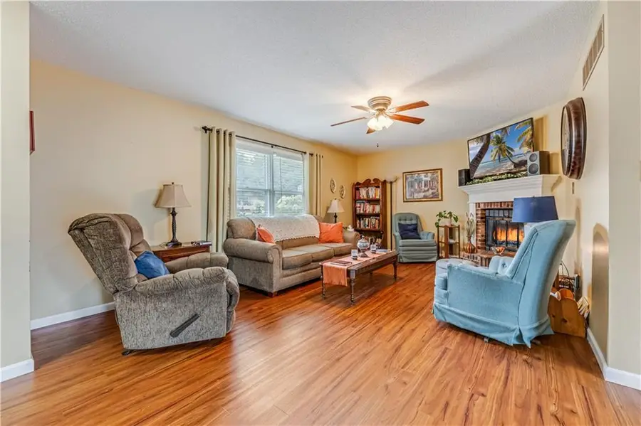 1007 Royal Boulevard, Sedalia, MO 65301 - #3