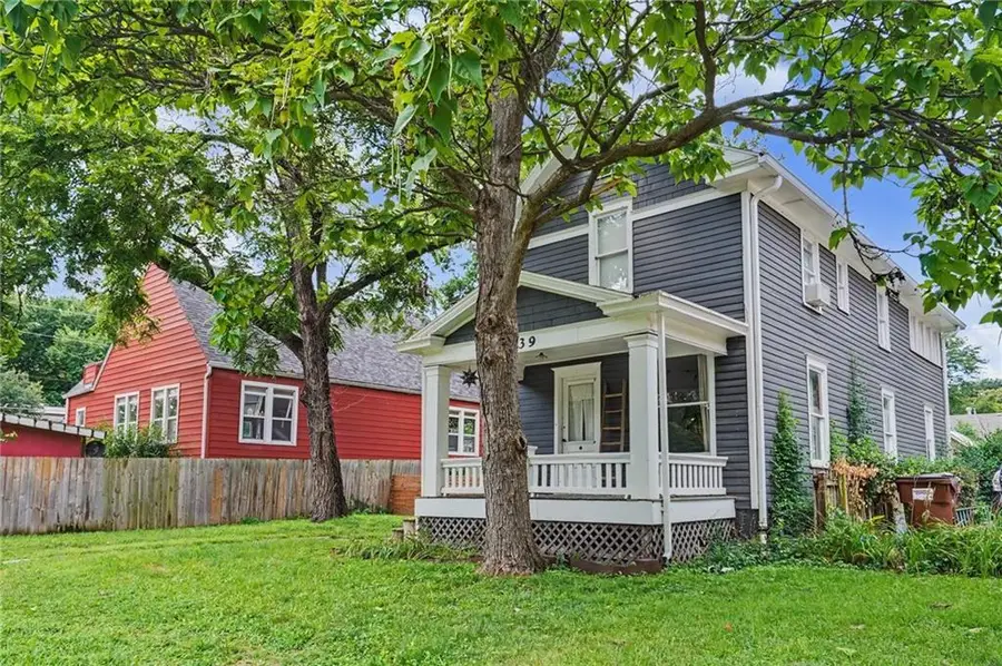 639 Alabama Street, Lawrence, KS 66044 - #3