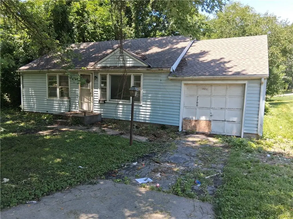 7700 W 65th Terrace, Mission, KS 66202 - #1