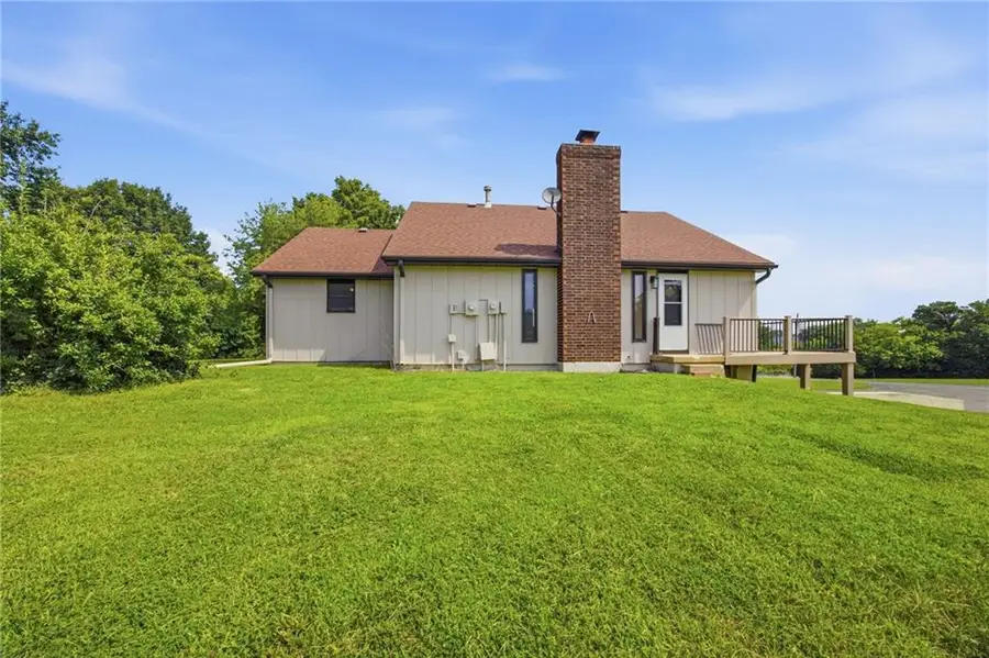 16101 Cantrell Road, Bonner Springs, KS 66012 - #3