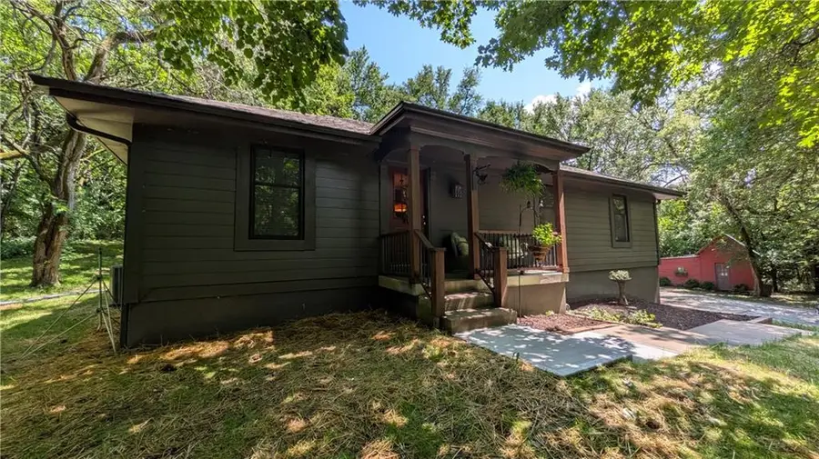 22001 S Hedge Hill Drive, Pleasant Hill, MO 64080 - #2