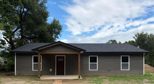 5521 S 1st Street, St Joseph, MO 64504