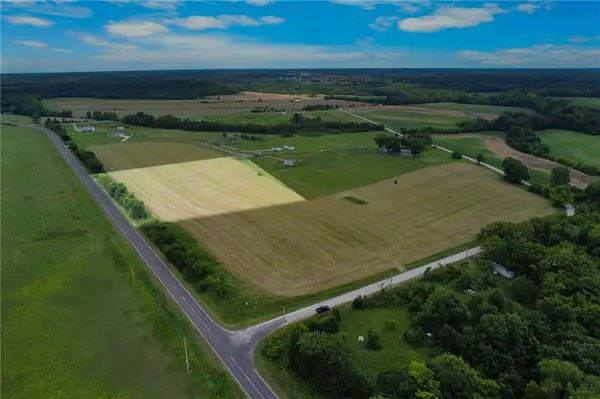 4742 Davis Lane, Lane, KS 66042