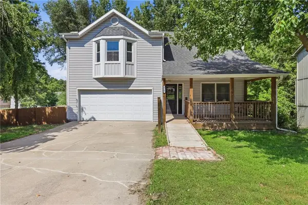 8517 NW 81st Terrace, Kansas City, MO 64152