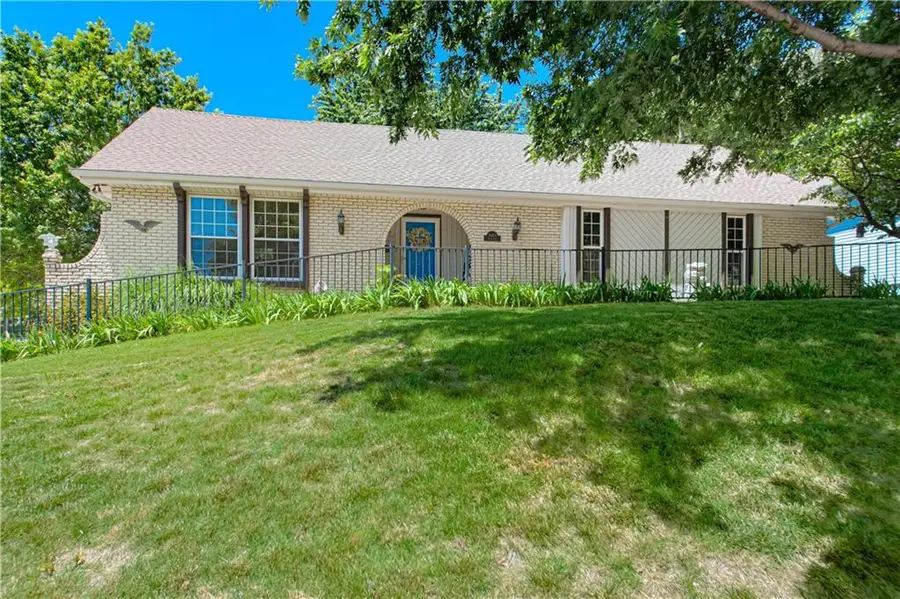 7600 N Park Avenue, Gladstone, MO 64118 - #3