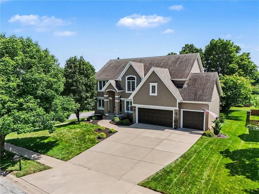 2901 W 144th Terrace, Leawood, KS 66224 - #1