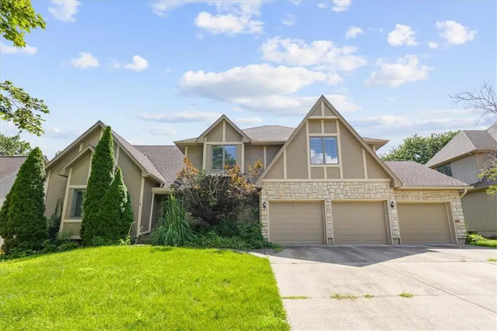 12309 E 63rd Terrace, Kansas City, MO 64133 - #1