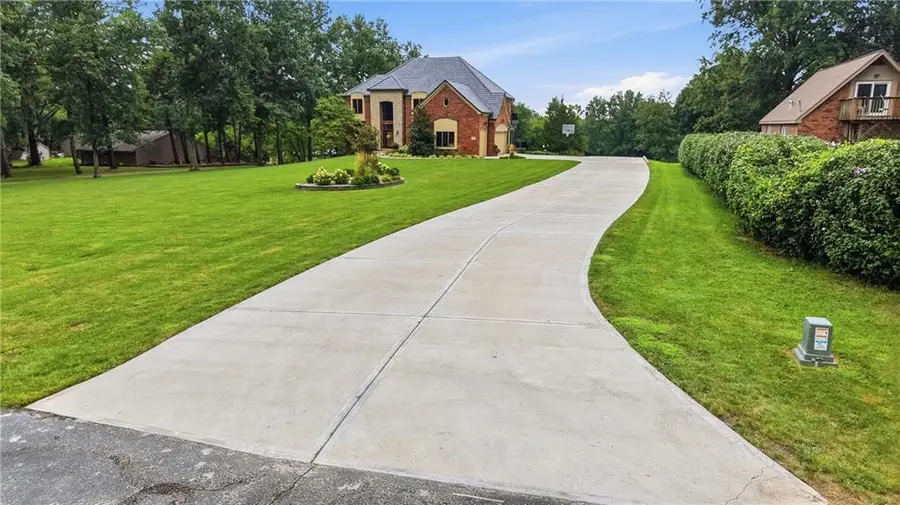 4402 NW Bittersweet Lane, Blue Springs, MO 64015 - #2