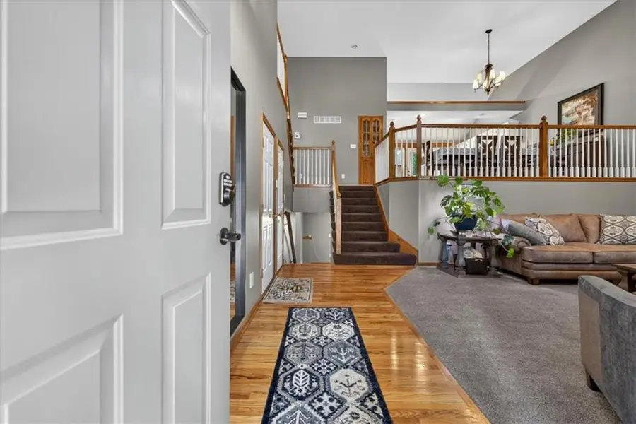 108 NE Gaslight Lane, Blue Springs, MO 64014 - #3
