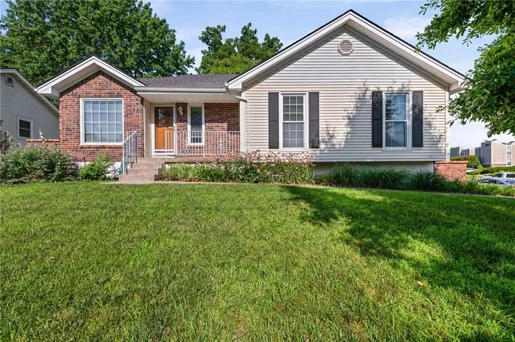 5836 N Indiana Avenue, Gladstone, MO 64119 - #1