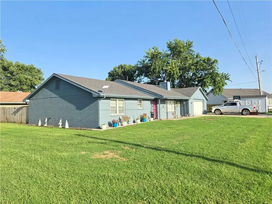 2000 N 11th Street, Independence, KS 67301 - #3
