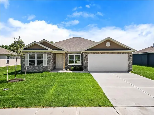 38038 W 207th Terrace, Edgerton, KS 66021