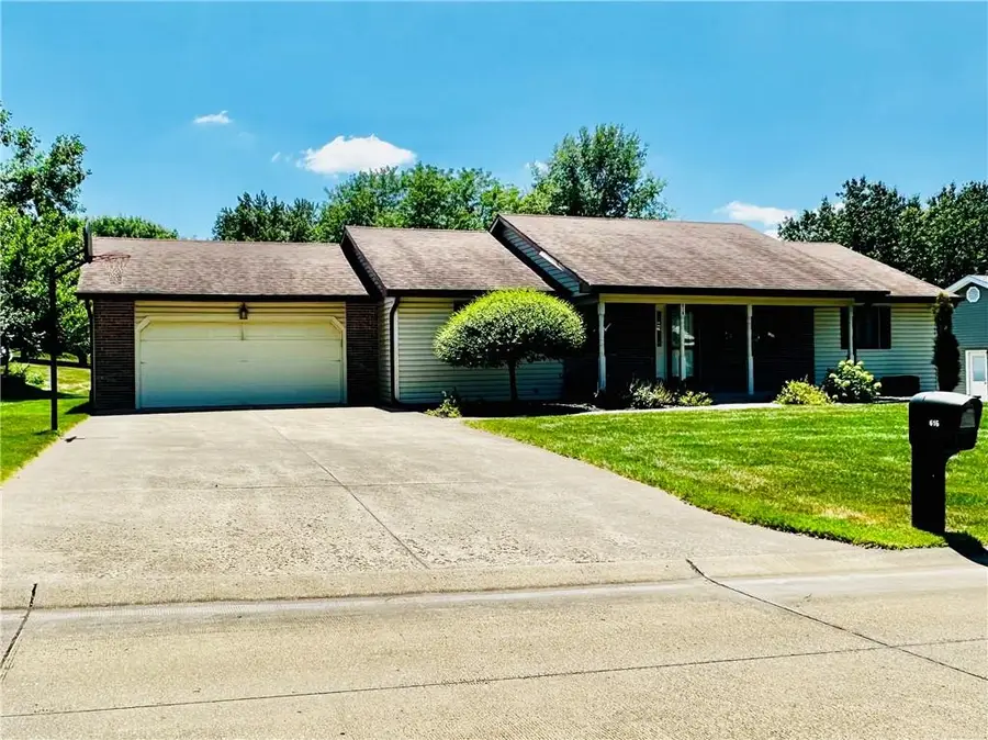 616 Pierce Avenue, Maryville, MO 64468 - #3