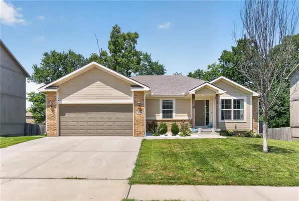 1308 NW Hilltop Lane, Grain Valley, MO 64029