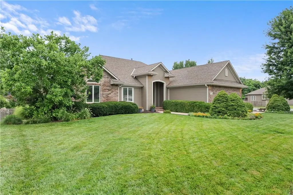 1202 NW Burr Oak Lane, Grain Valley, MO 64029 - #1