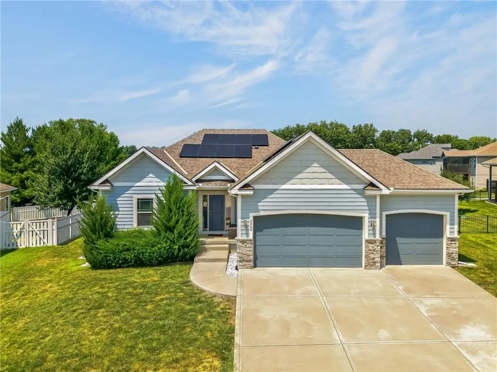 2309 NE Colonnade Avenue, Blue Springs, MO 64029 - #1