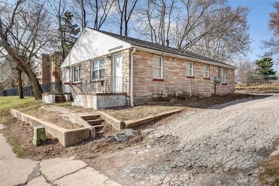 724 N Noland Road, Independence, MO 64050 - #3