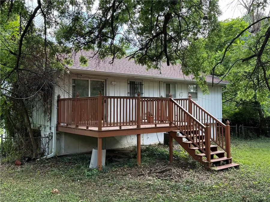 8512 E 91st Street, Kansas City, MO 64138 - #3