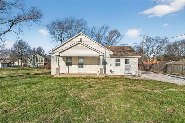 1490 NE Independence Avenue, Lee's Summit, MO 64086