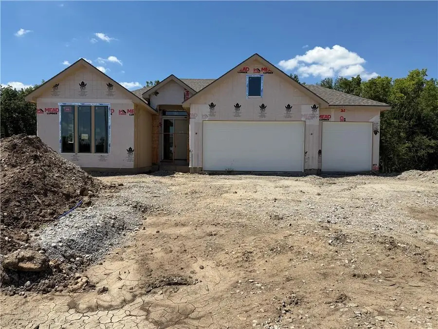 9004 N Everton Avenue, Kansas City, MO 64153 - #2