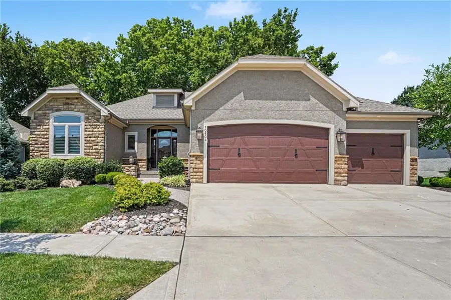 10604 W 132nd Place, Overland Park, KS 66213 - #2