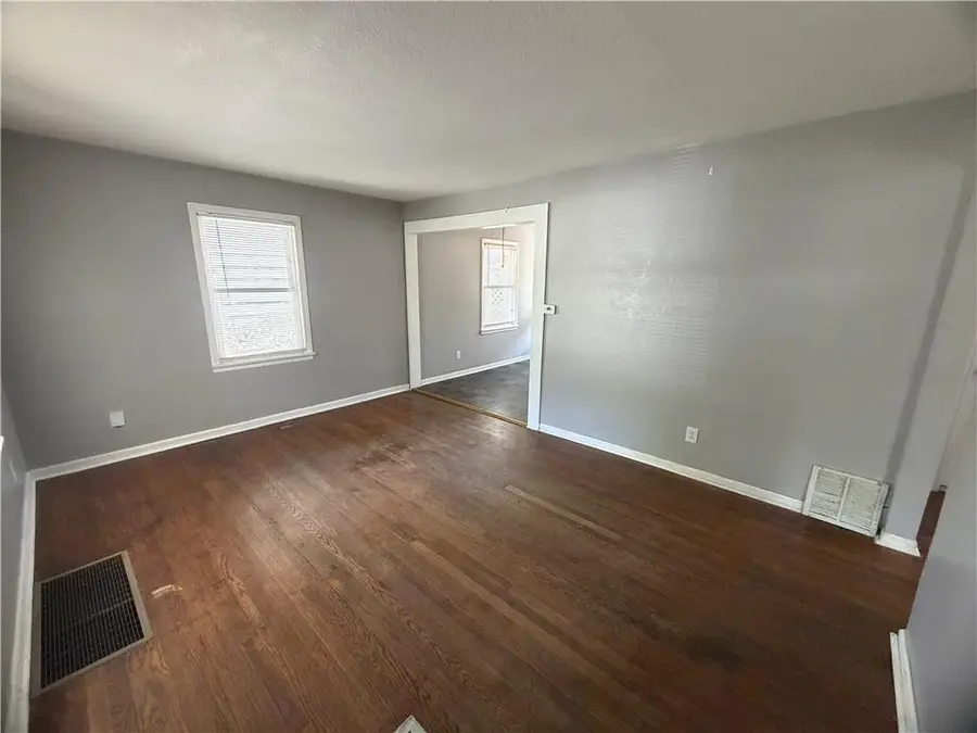3013 S Norwood Avenue, Independence, MO 64052 - #2