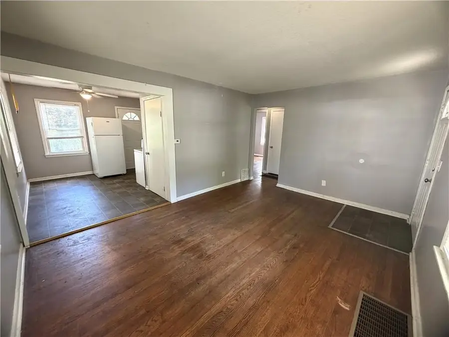 3013 S Norwood Avenue, Independence, MO 64052 - #3