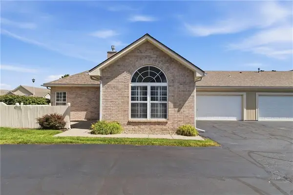 11202 S Pflumm Road, Olathe, KS 66215