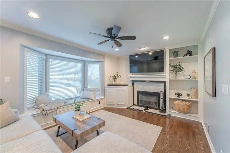 5649 Perry Lane, Merriam, KS 66203 - #3