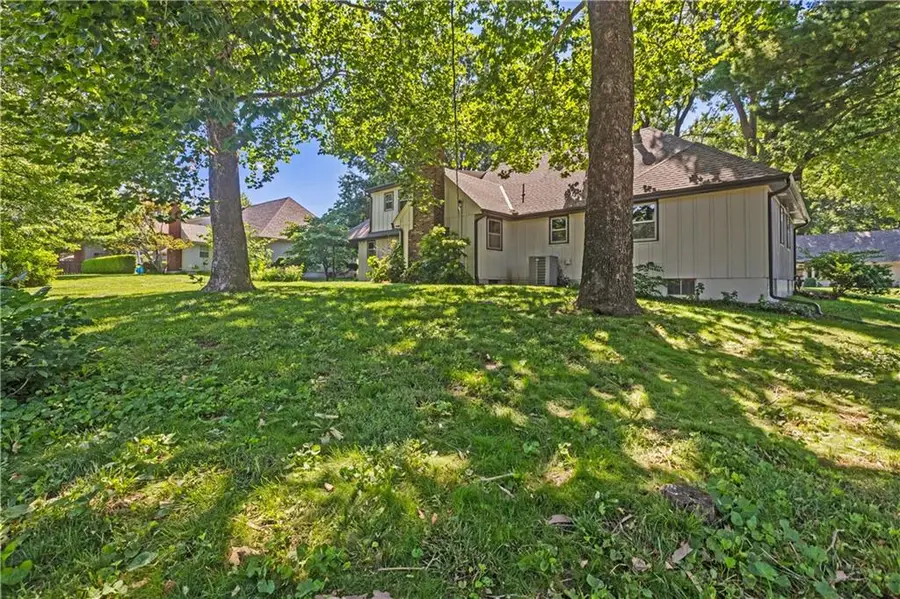 1208 NW Fairway Circle, Blue Springs, MO 64014 - #3
