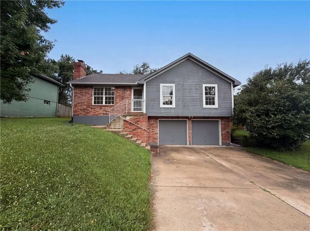 1706 N Lazy Branch Road, Independence, MO 64058 - #1