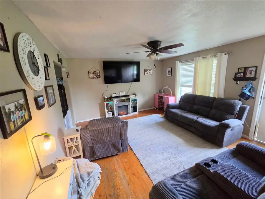 510 S Lynn Street, Nevada, MO 64772 - #3