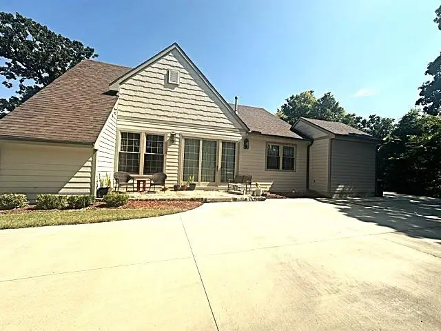 1222 N 2nd Street, Independence, KS 67301 - #2