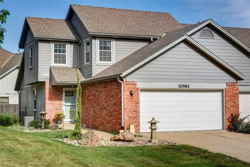 10562 Century Lane, Overland Park, KS 66215 - #1