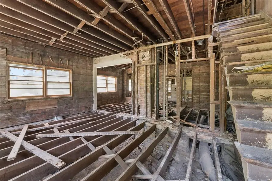 703 E 4th Street, Ottawa, KS 66067 - #2