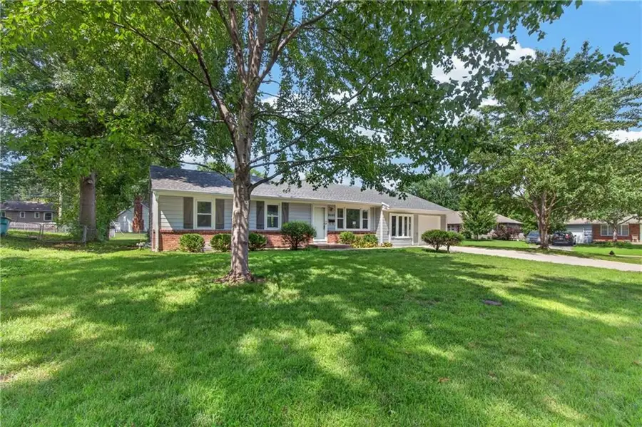 8100 W 92nd Terrace, Overland Park, KS 66212 - #3