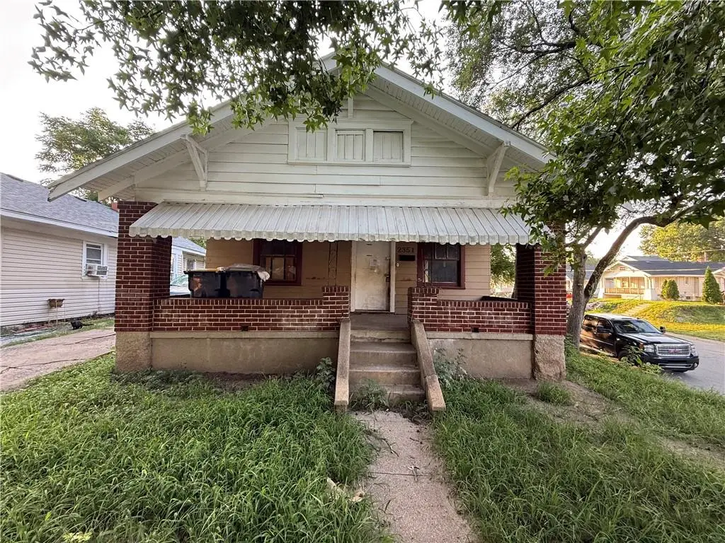 2351 Drury Avenue, Kansas City, MO 64127 - #1